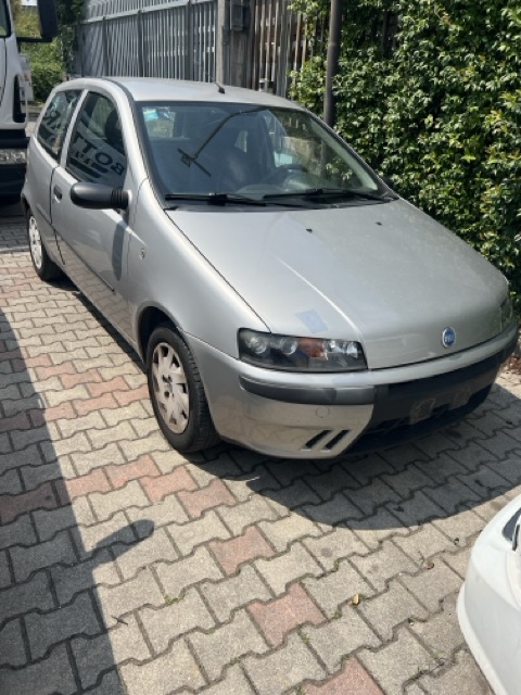 Ricambi Fiat Punto 1.2 ELX 3P Anno 2003 Codice Motore 188A4000 44KW