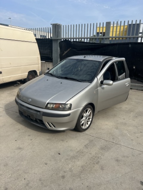 Ricambi Fiat Punto Sporting 1.2 16V Anno 2002 Codice Motore 188A5000 59KW