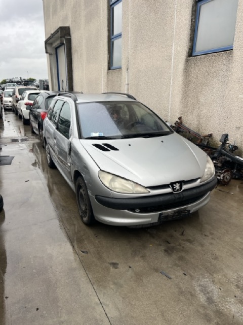 Ricambi Peugeot 206 1.4 HDI SW Anno 2003 Codice Motore 8HX 50KW