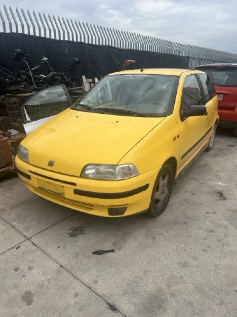 Ricambi Fiat Punto 85 Sporting 16V Anno 1997 Codice Motore 176B9000 63KW