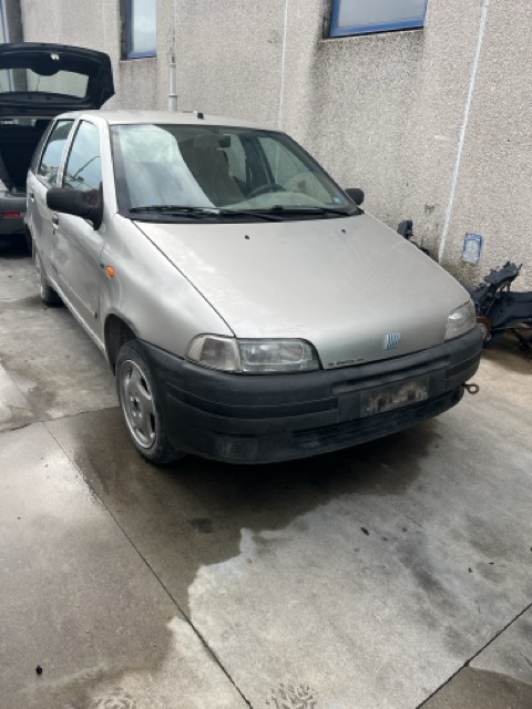 Ricambi Fiat Punto 60 S 1a Serie Anno 1998 Codice Motore 176B4000 44Kw