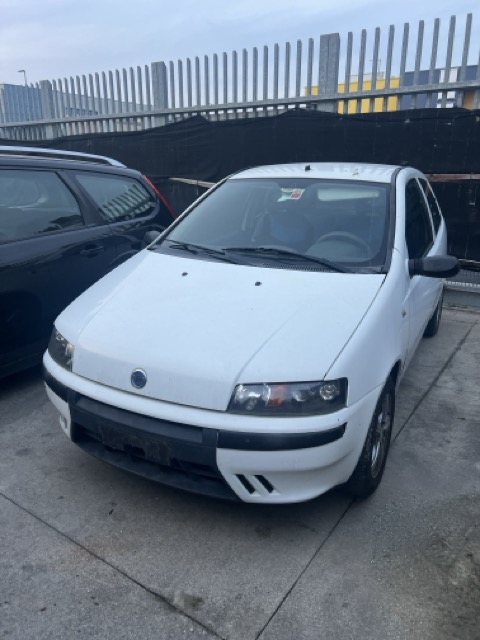 Ricambi Fiat Punto 1.2 ELX 3P Anno 2001 Codice Motore 188A4000 44KW