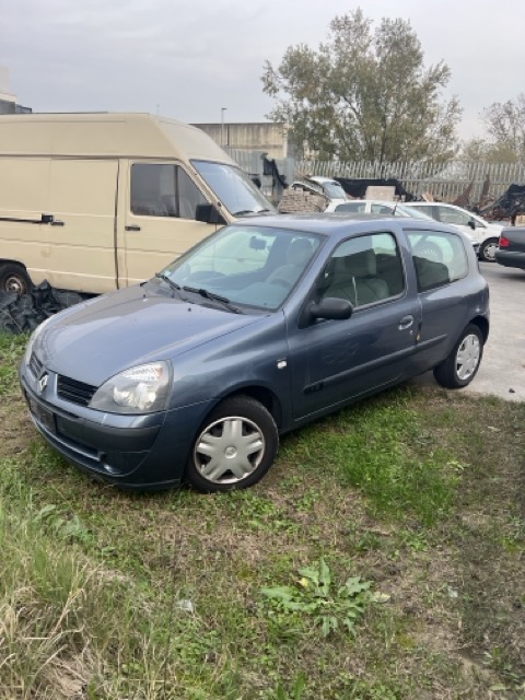 Ricambi Renault Clio 2a serie 1.2 3P Anno 2006 Codice Motore D7FG7 43KW