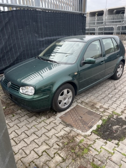 Ricambi Volkswagen Golf 1.6 Benz. Automatica Anno 1999 Codice Motore AEH 74KW