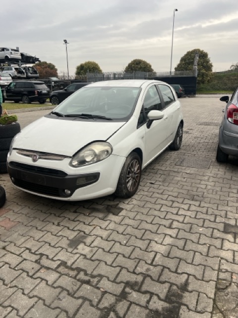 Ricambi Fiat Punto Evo 1.3 Mjt Automatica Anno 2011 Codice Motore 199B1000 70KW