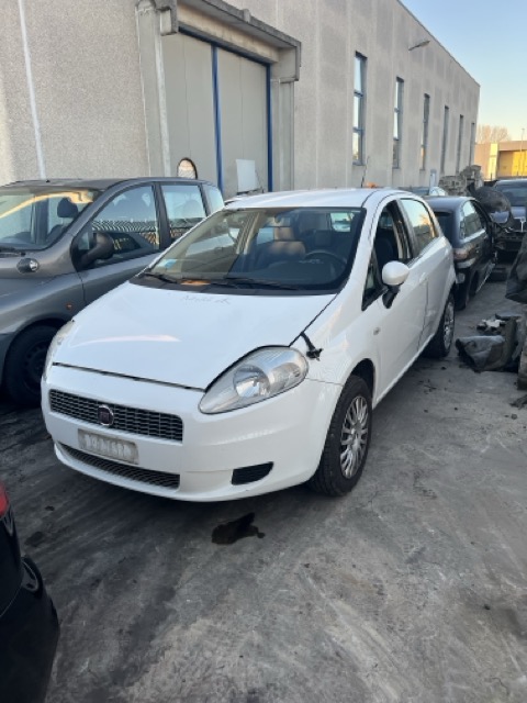 Ricambi Fiat Grande Punto 1.4 Natural Power 5P Anno 2009 Codice Motore 350A1000 57KW