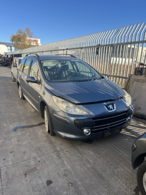 Ricambi Peugeot 307 SW 1.6 16V HDI Anno 2008 Codice Motore 9HX 66KW