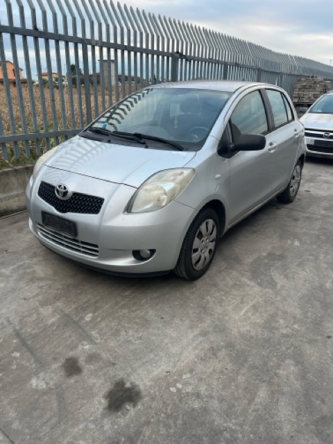 Ricambi Toyota Yaris 1.0 12V 5P Anno 2007 Codice Motore 1KRFE 51KW