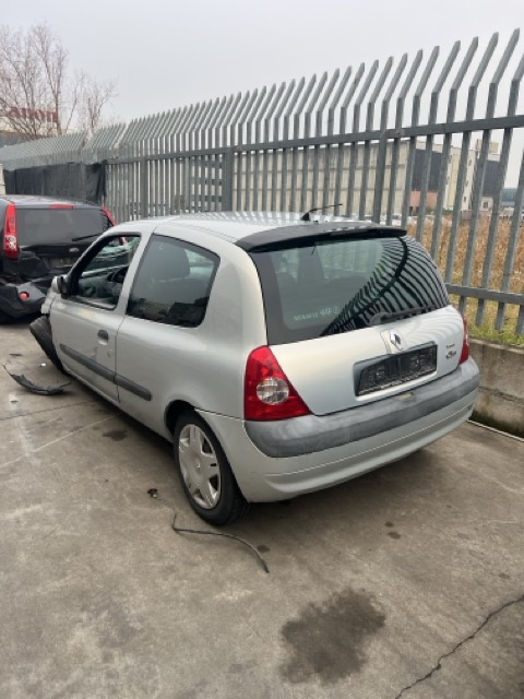 Ricambi Renault Clio 2a Serie 1.2 3P Anno 2002 Codice Motore D7FG7 43KW