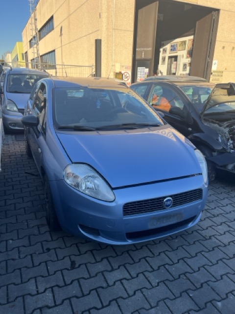 Ricambi Fiat Grande Punto 1.2 3P Anno 2007 Codice Motore 1299A4000 48KW