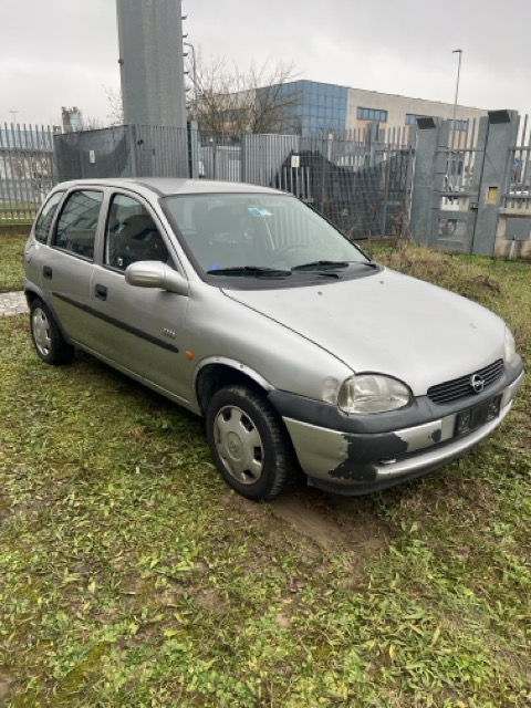 Ricambi Opel Corsa 1.0 Benz. Anno 2000 Codice  Motore X10XE 40KW